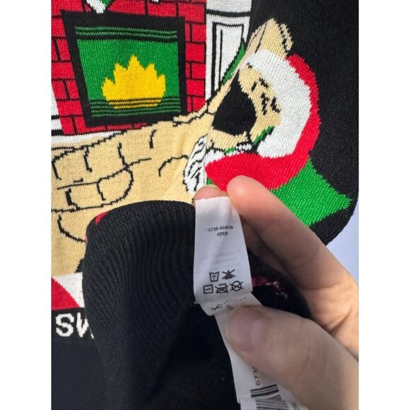 Bluenotes Christmas 'Swipe Right' Santa's on‎ Tinder app sweater medium - Picture 5 of 5